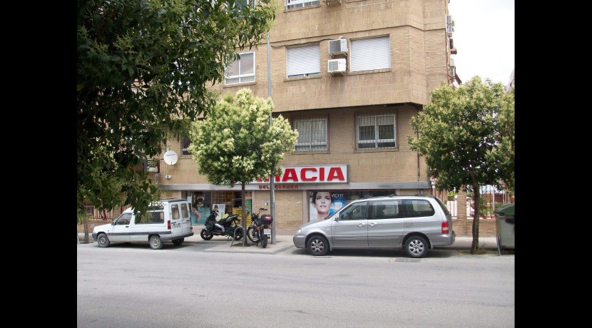 jaen-capital-local-avda-barcelona-fachada-3