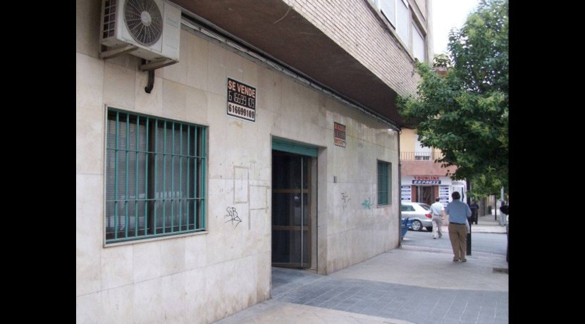 jaen-capital-local-avda-barcelona-fachada-4