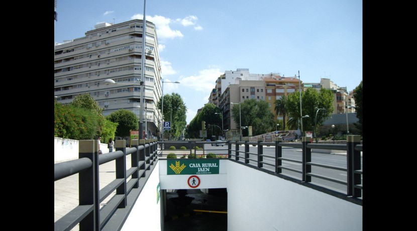 jaen-capital-parking-avenida-5